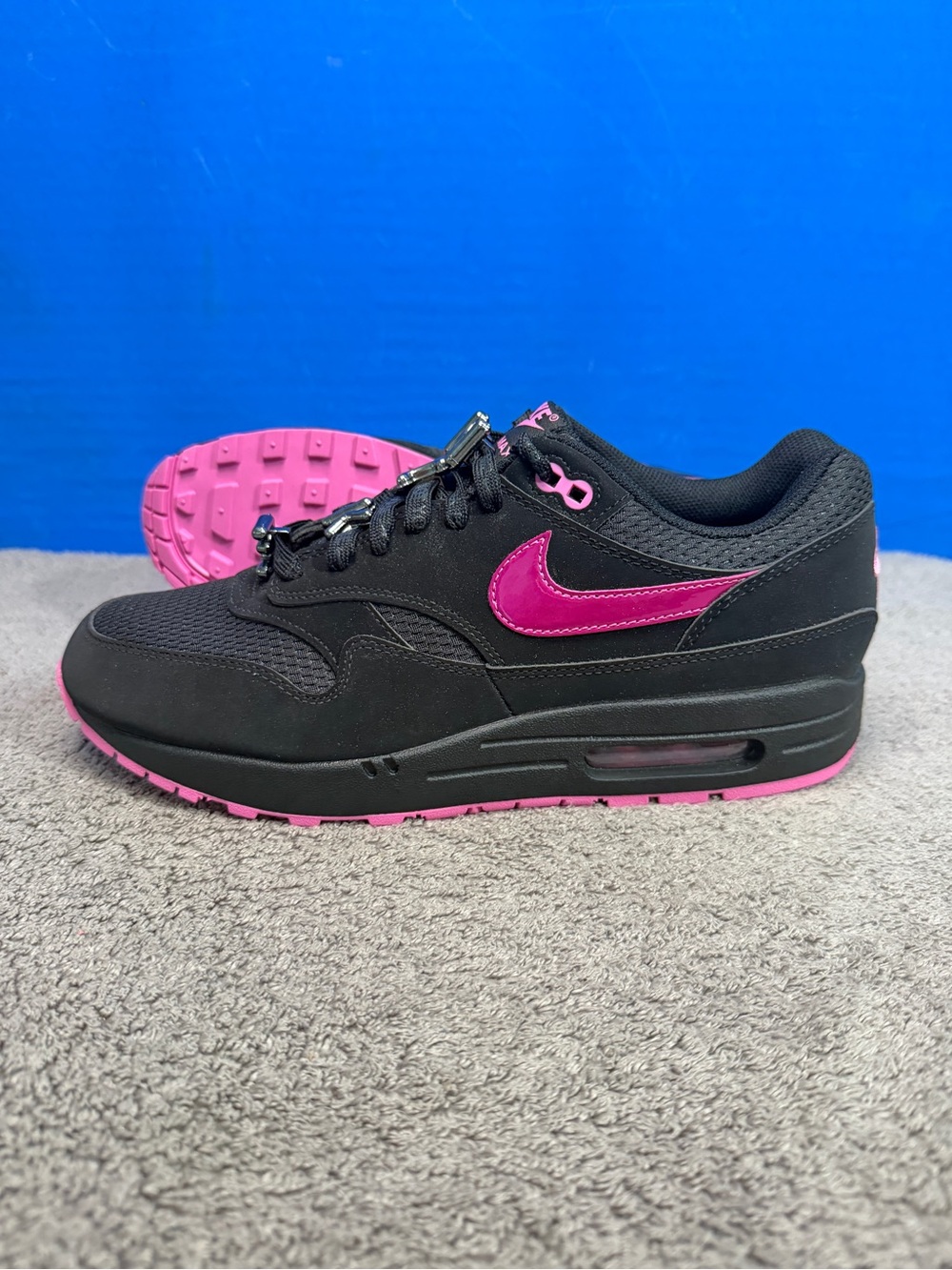 Air max 1
Valentine's day 2025
Brand new - Picture 3 of 13